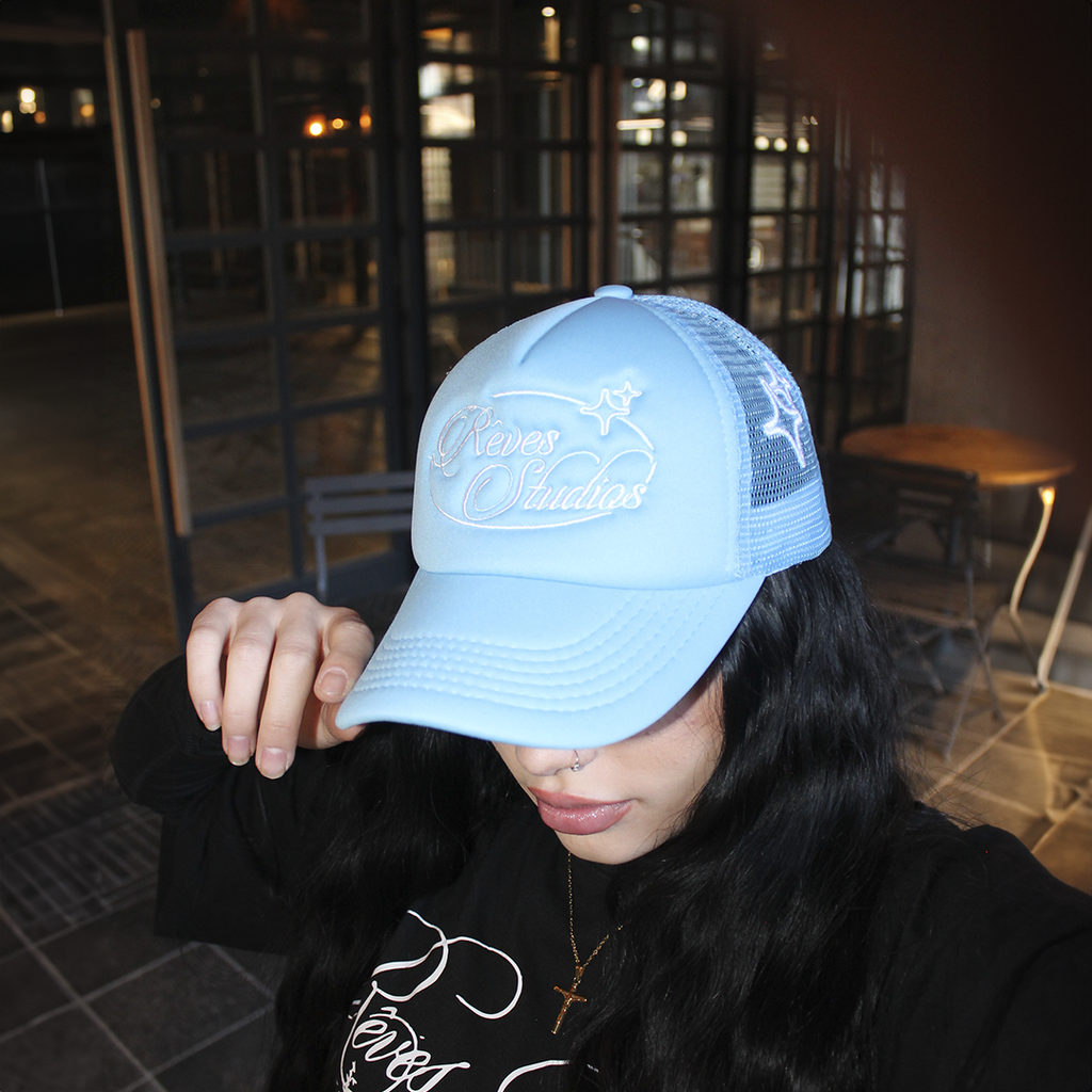 Trucker Hat Celeste