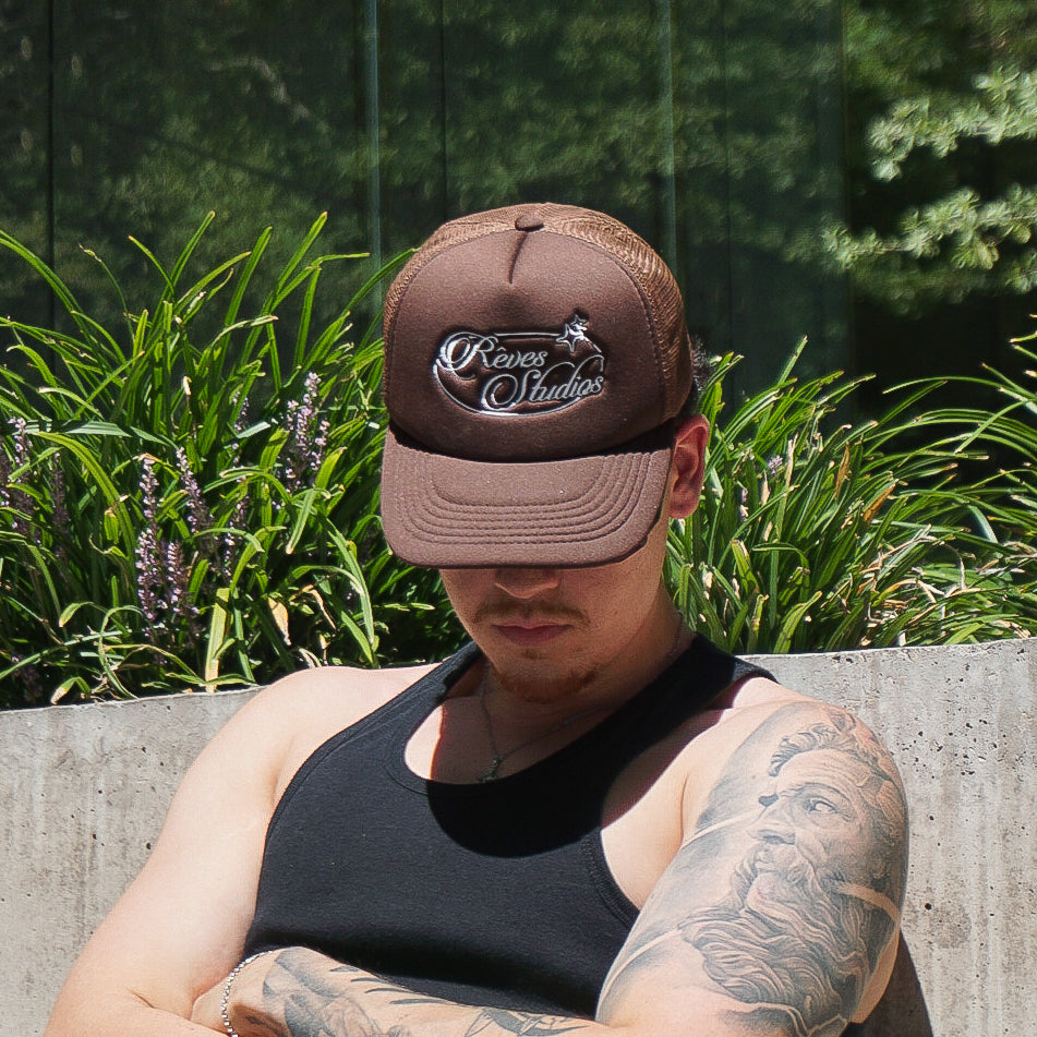 Trucker Hat Café