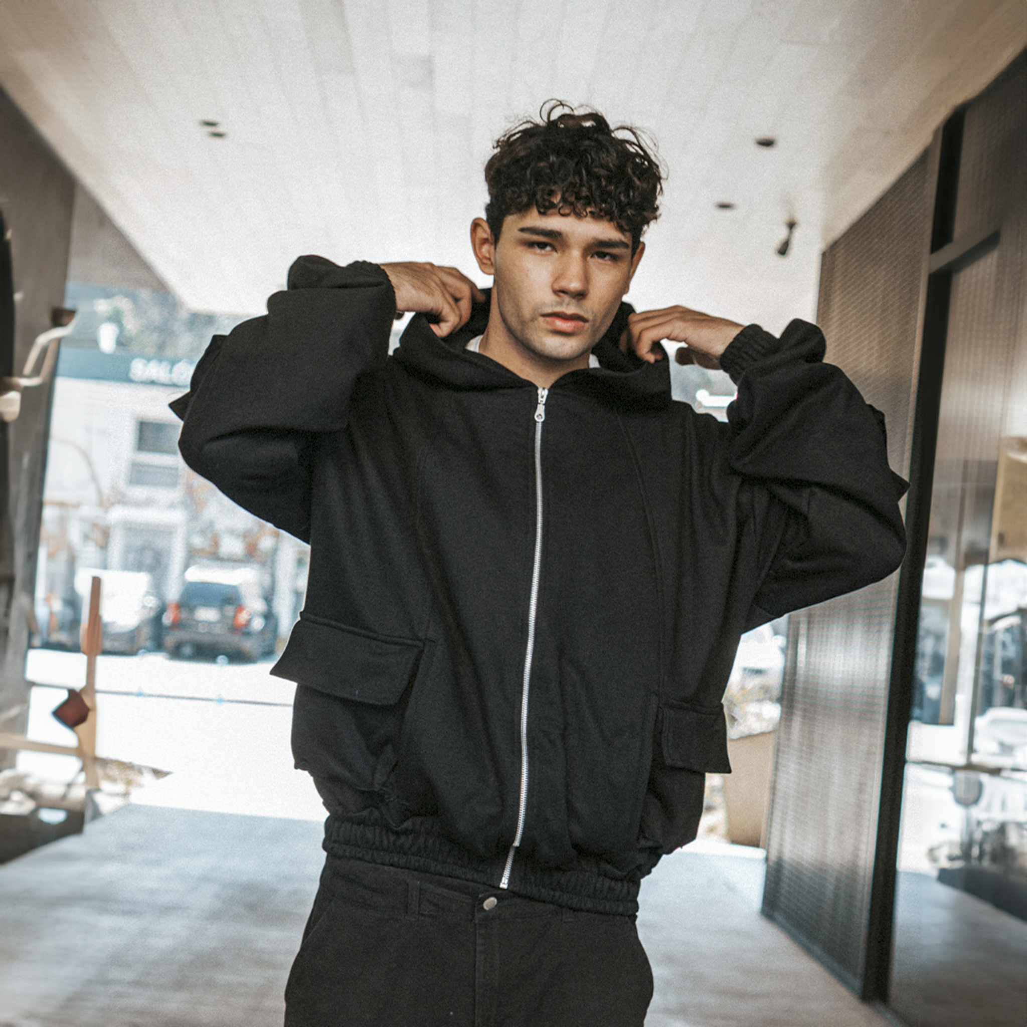 Utility Hoodie Negro